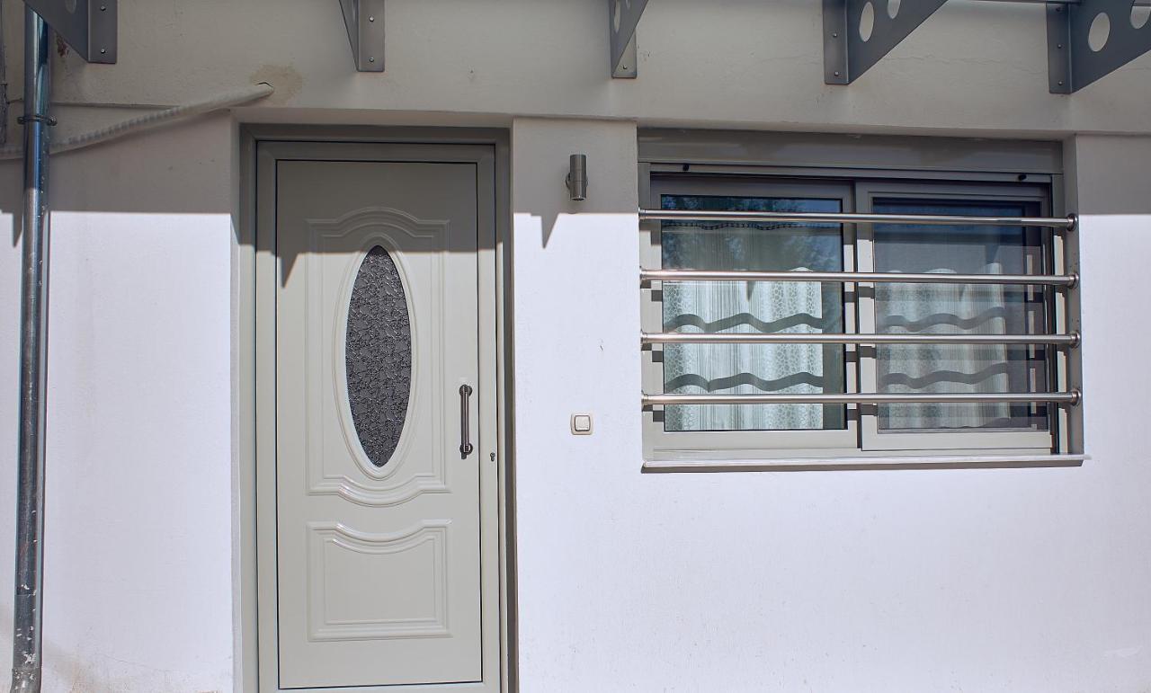 Varvara Lake Dramatown Studio מראה חיצוני תמונה